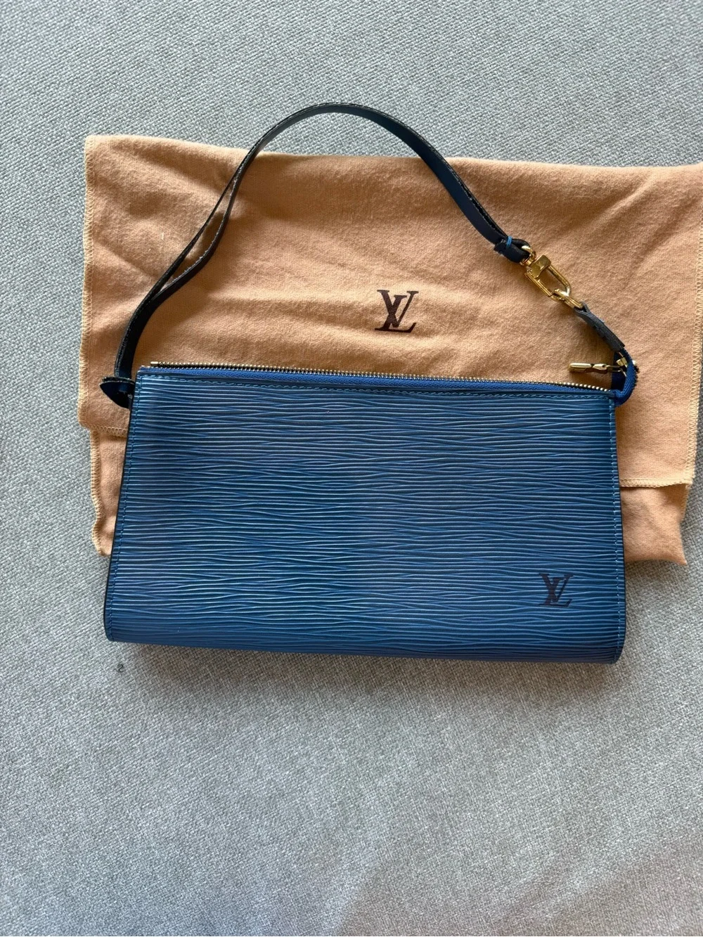 Louis Vuitton louis vuitton